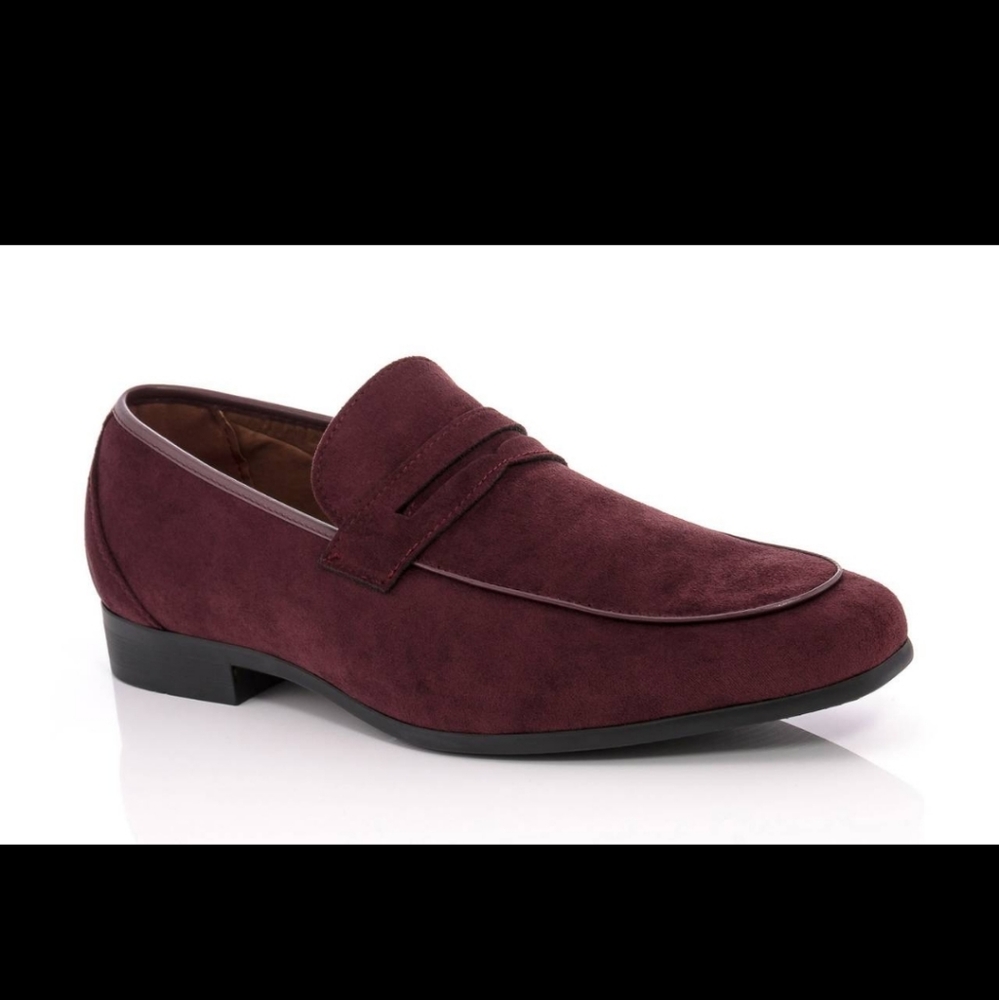 Adolfo size 8.5 Mens Penny Loafer. Burgundy. Like new. Worn once.